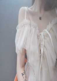 ¼